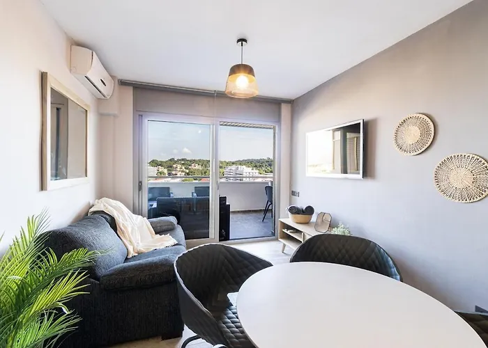 Central Penthouse - 5 Min Beach & Pool - Wifi - Ac